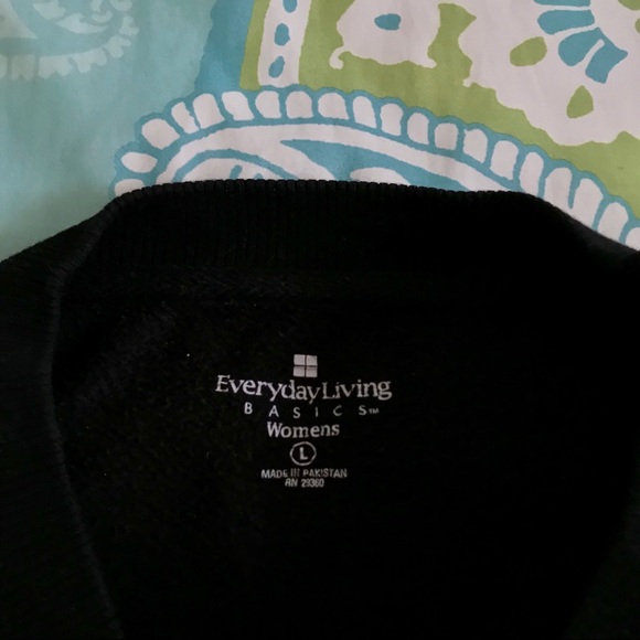 🦋basic black sweatshirt - Picture 5 of 6